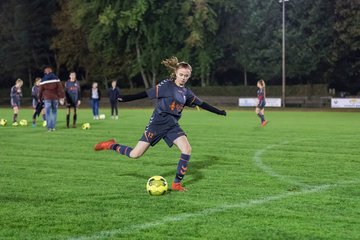 Bild 15 - B-Juniorinnen VfL Pinneberg - Eimsbuettler TV : Ergebnis: 1:0